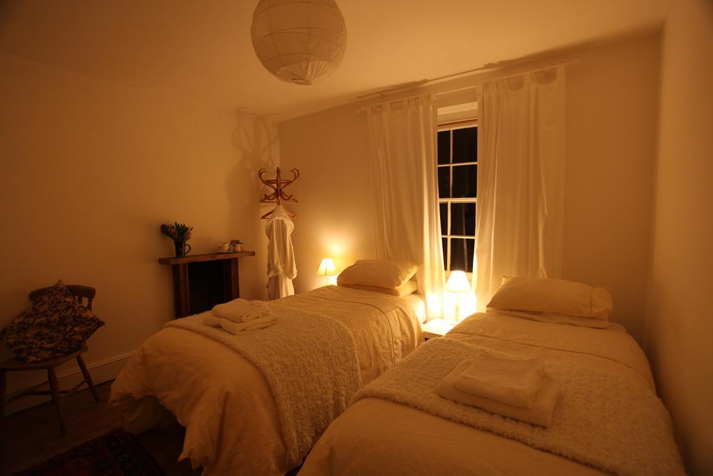 Bed and Breakfast Moon In The Apple Tree Glastonbury Pokój zdjęcie